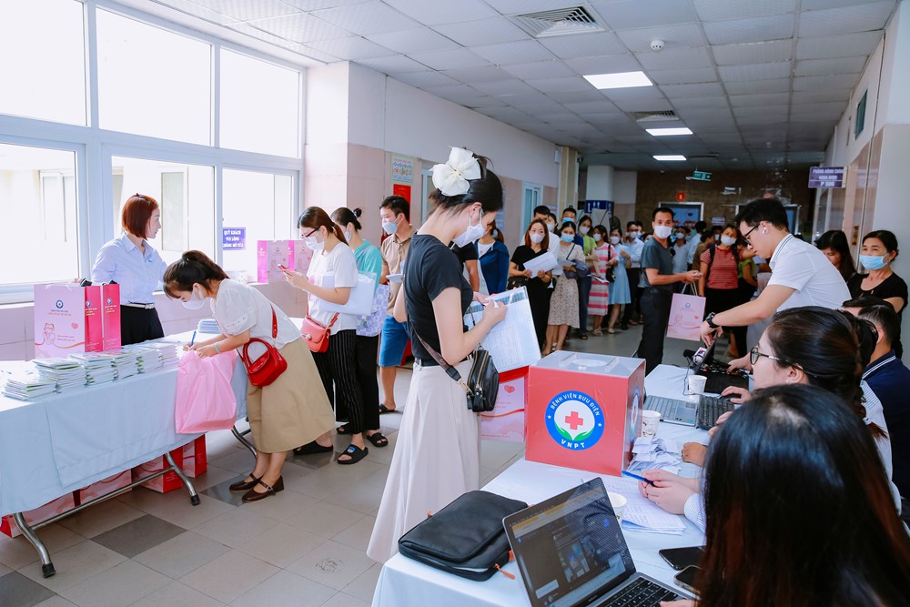 Bệnh viện Bưu Điện: Đồng hành cùng người bệnh trên hành trình tìm “con yêu” - ảnh 1