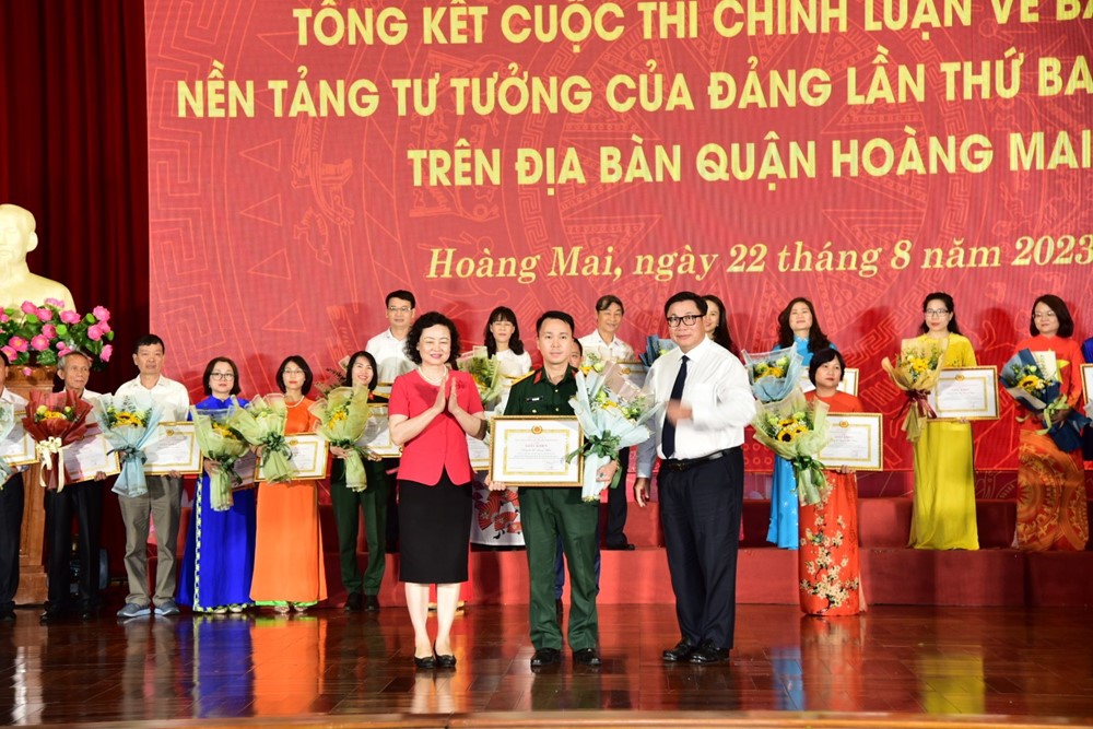 Hơn 6.800 bài dự thi viết về bảo vệ nền tảng tư tưởng của Đảng - ảnh 4