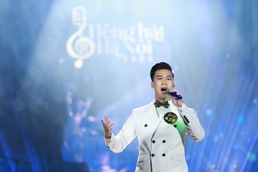Nhiều giọng ca tài năng, xúc cảm trong đêm chung kết cuộc thi “Tiếng hát Hà Nội” năm 2023 - ảnh 3