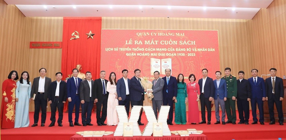 Tài liệu quý giá, quan trọng giúp giáo dục lịch sử, truyền thống cách mạng cho thế hệ trẻ - ảnh 2