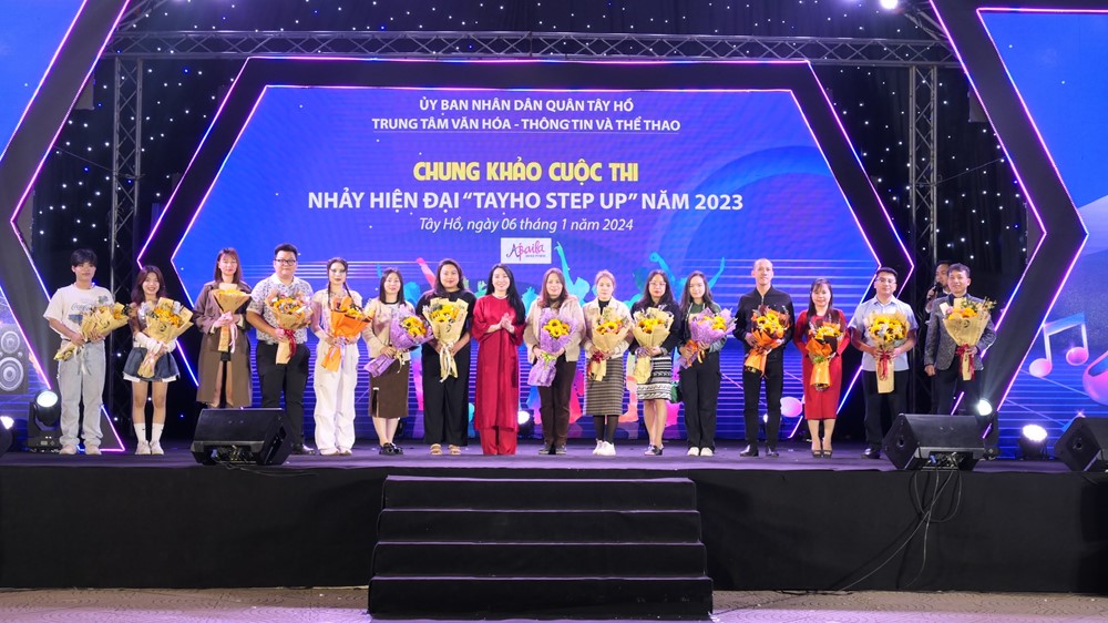 Tây Hồ Step Up 2023: “Đốt cháy” sân khấu phố đi bộ Trịnh Công Sơn bằng những bước nhảy hiện đại - ảnh 1