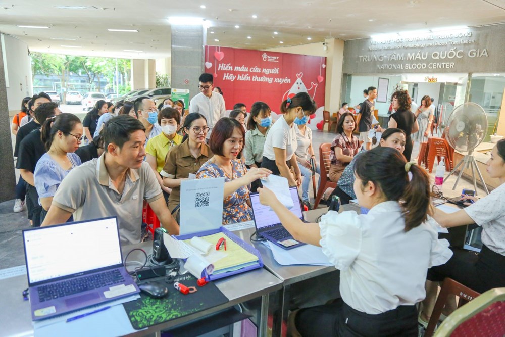 Sở Y tế Hà Nội đẩy mạnh phong trào hiến máu tình nguyện trong toàn ngành - ảnh 1