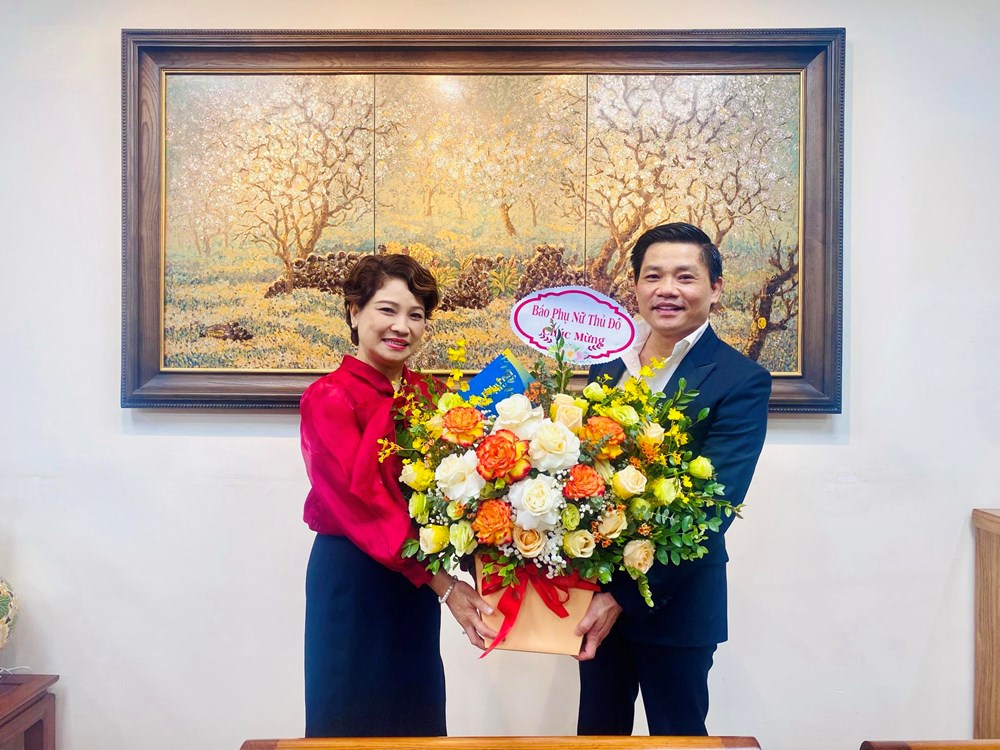 Báo Phụ nữ Thủ đô tri ân ngành y nhân ngày Thầy thuốc Việt Nam - ảnh 2
