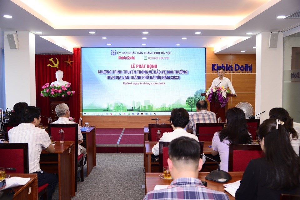 Tiếp tục tổ chức cuộc thi viết về Bảo vệ môi trường trên địa bàn TP Hà Nội năm 2024 - ảnh 1