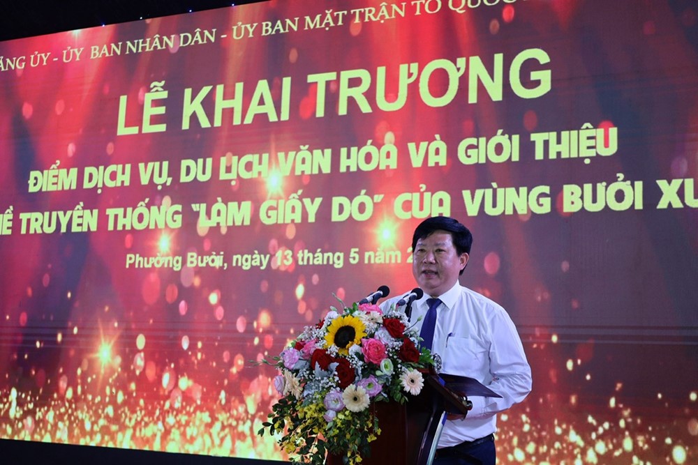 Khai trương điểm du lịch văn hóa và giới thiệu nghề truyền thống “làm giấy Dó” độc đáo tại quận Tây Hồ - ảnh 4
