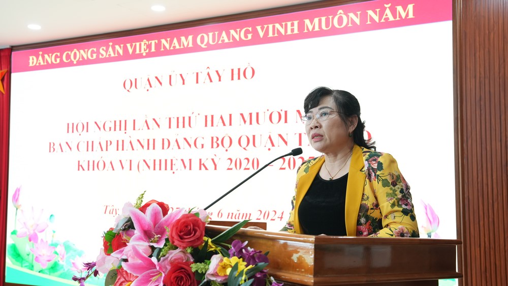 Đảng bộ quận Tây Hồ tiếp tục phấn đấu hoàn thành xuất sắc các nhiệm vụ chính trị của năm 2024 - ảnh 2