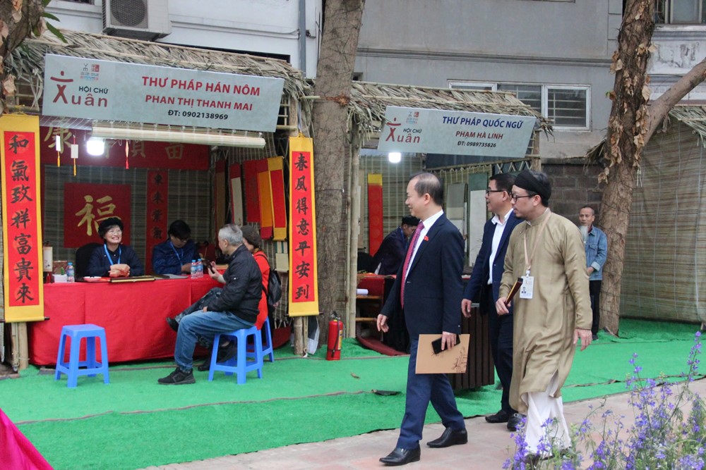 Hội Chữ Xuân 2025: Tôn vinh tinh thần “Thực học” và giá trị tri thức Việt - ảnh 4