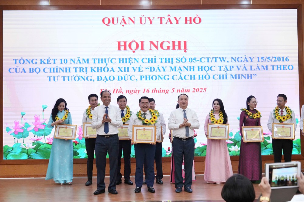 Quận Tây Hồ: Lan tỏa sâu rộng việc học tập và làm theo tư tưởng, đạo đức, phong cách Hồ Chí Minh - ảnh 4