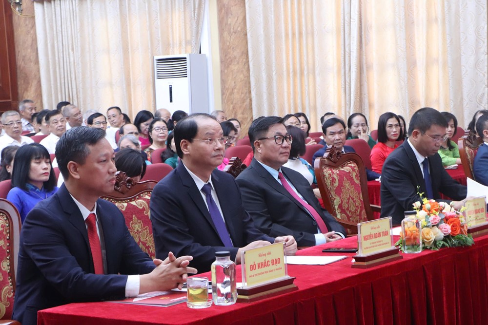 Phường Từ Liêm đi vào hoạt động: Nâng cao hiệu quả quản lý, phục vụ nhân dân - ảnh 1