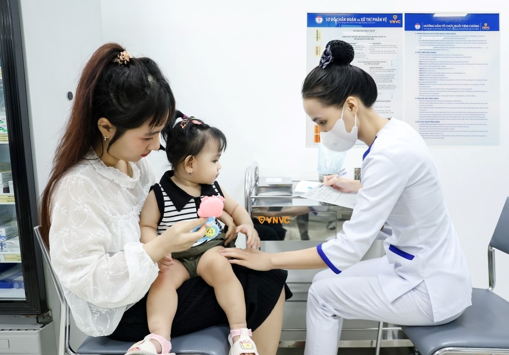 Vắc xin viêm màng não mô cầu thế hệ mới mở rộng bảo vệ cho người trên 56 tuổi - ảnh 1
