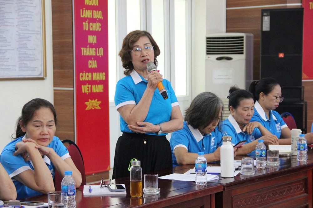 Hội LHPN Phường Phú Thượng khởi động nhiệm kỳ mới với hội nghị BCH lần thứ nhất - ảnh 4