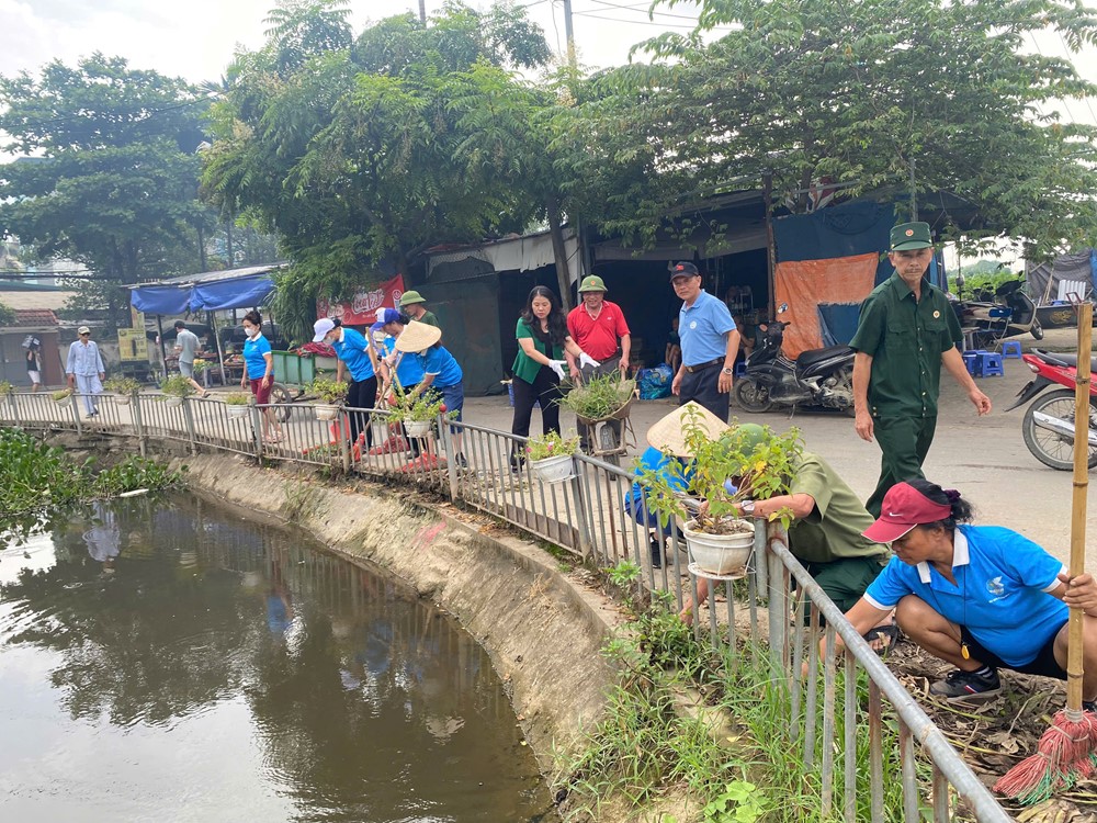 Phú Thượng Sáng - Xanh - Sạch - Đẹp: Hành trình kiến tạo không gian sống từ trái tim cộng đồng - ảnh 15