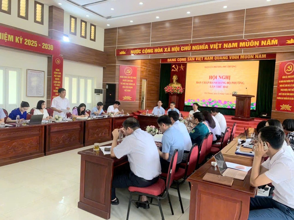 Phường Phú Thượng đóng góp ý kiến vào văn kiện Đại hội Đảng các cấp: Đồng thuận và kỳ vọng - ảnh 1
