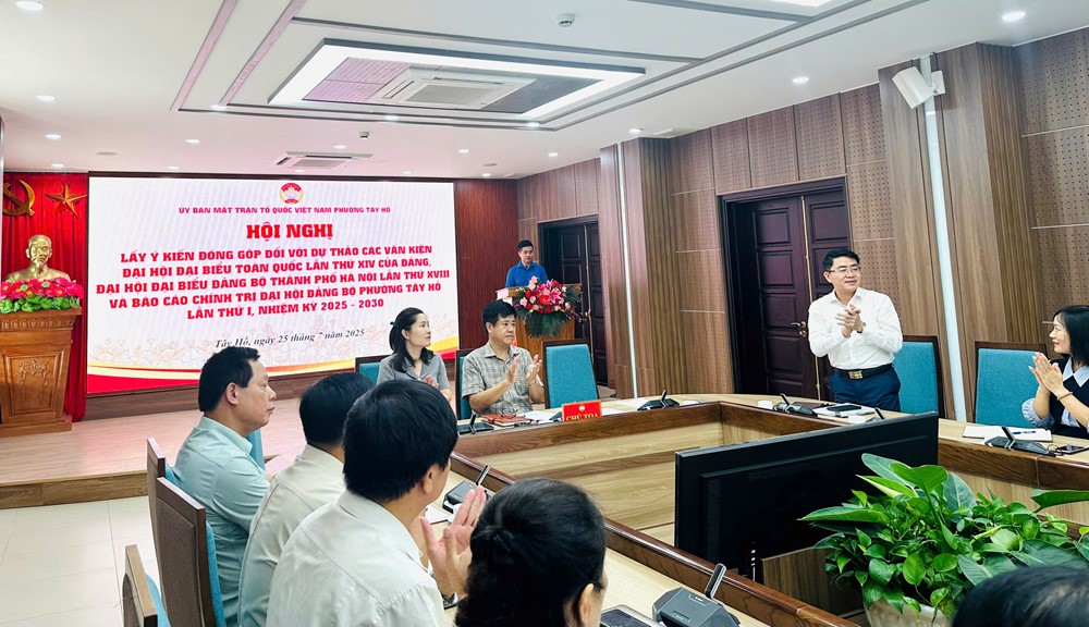 Lấy ý kiến góp ý văn kiện trình Đại hội Đảng các cấp nhiệm kỳ 2025-2030 - ảnh 1