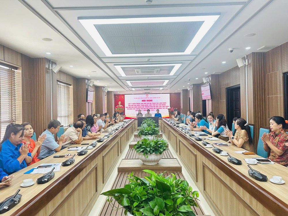 Lấy ý kiến góp ý văn kiện trình Đại hội Đảng các cấp nhiệm kỳ 2025-2030 - ảnh 4