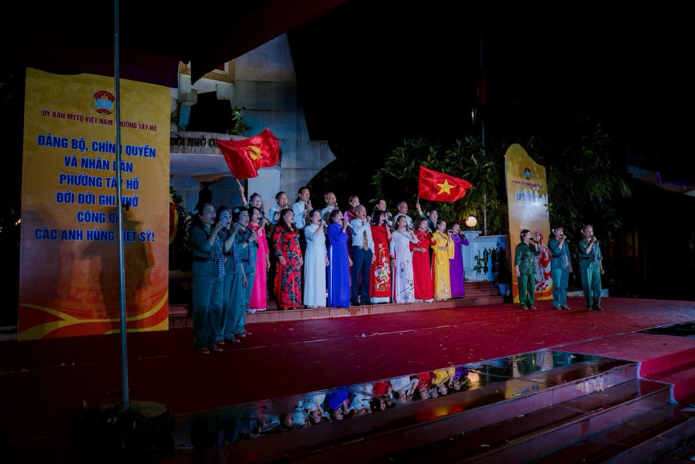 Đêm thắp nến thiêng liêng ở phường Tây Hồ - ảnh 6
