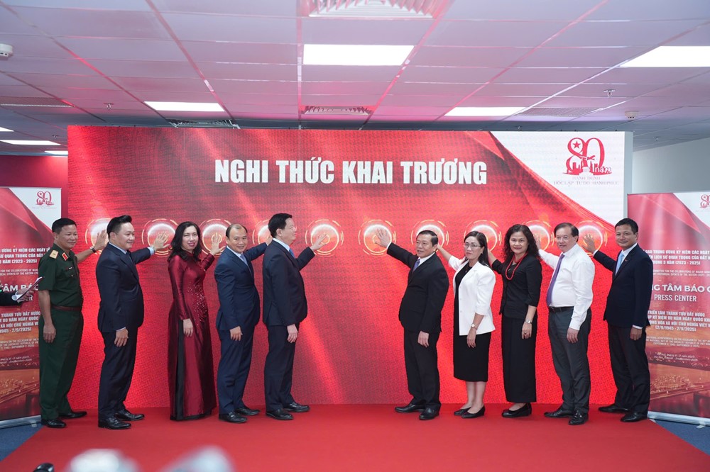 Khai trương Trung tâm Báo chí phục vụ Triển lãm 80 năm Quốc khánh - ảnh 3