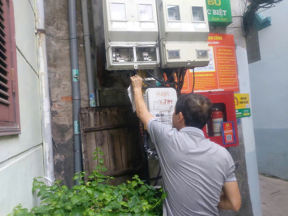 Phường Tây Hồ tăng cường trật tự đô thị và vệ sinh môi trường - ảnh 4