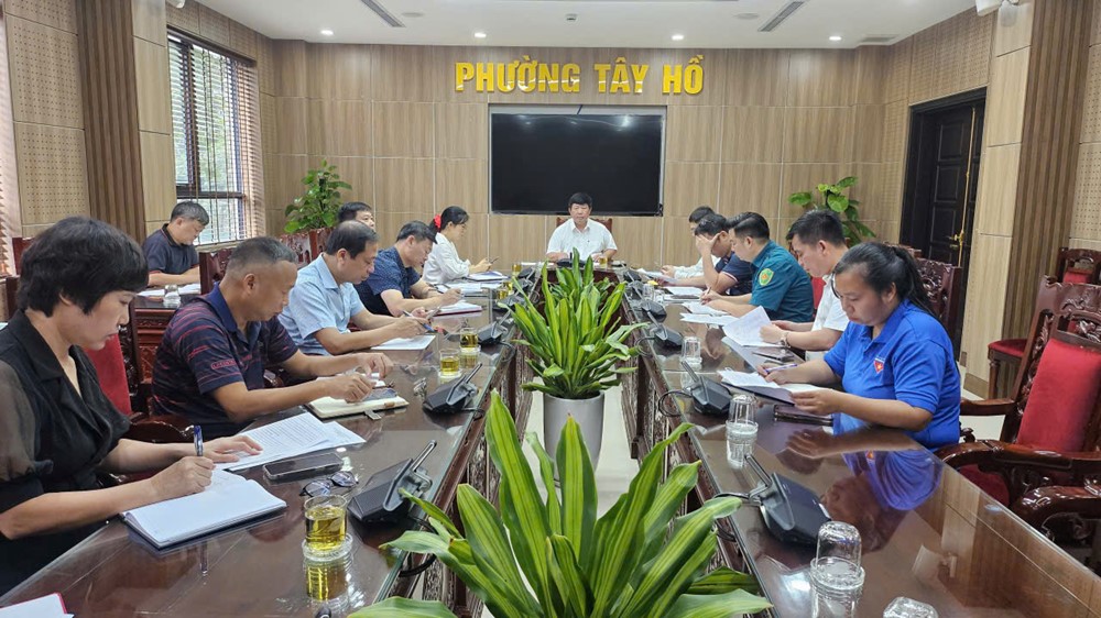 Phường Tây Hồ chủ động giải pháp ứng phó với cơn bão số 5 - ảnh 1