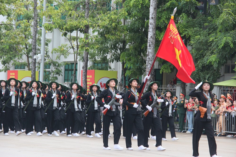 Ấn tượng gương mặt rạng rỡ, thần thái của các “bóng hồng” tại Lễ Tổng duyệt diễu binh - ảnh 10