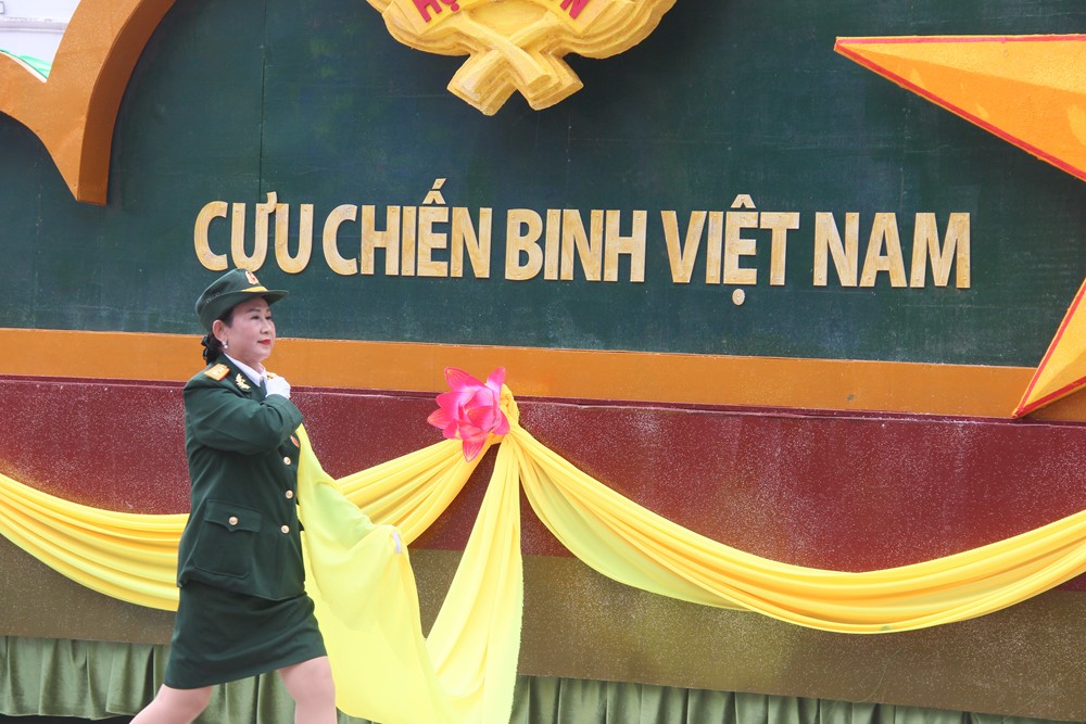 Ấn tượng gương mặt rạng rỡ, thần thái của các “bóng hồng” tại Lễ Tổng duyệt diễu binh - ảnh 19
