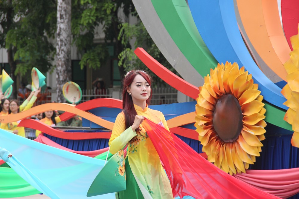 Ấn tượng gương mặt rạng rỡ, thần thái của các “bóng hồng” tại Lễ Tổng duyệt diễu binh - ảnh 23