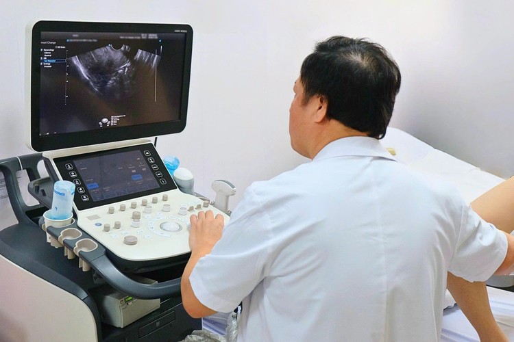Thoát “cửa tử” nhờ phát hiện kịp thời bất thường mạch máu tử cung hiếm gặp - ảnh 1