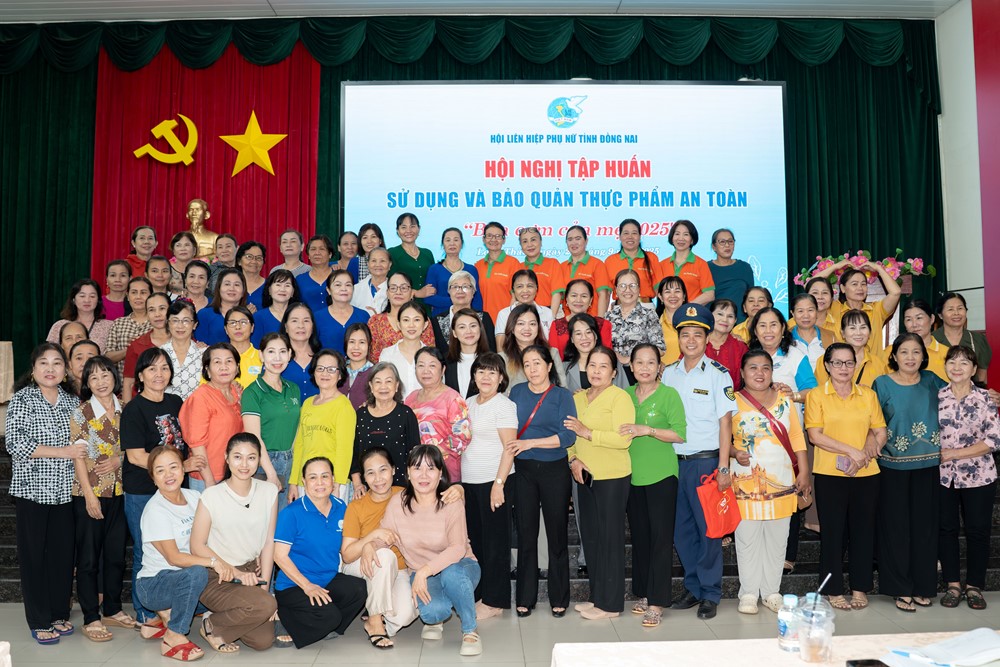 Chị em phụ nữ nên kiểm tra nhãn mác, truy xuất nguồn gốc khi chọn thực phẩm - ảnh 1