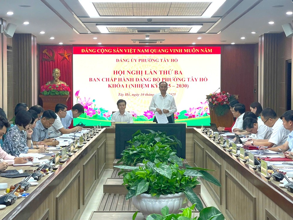 Tây Hồ đẩy mạnh giải ngân vốn đầu tư, triển khai Chiến dịch 90 ngày dữ liệu đất đai trong quý IV - ảnh 1