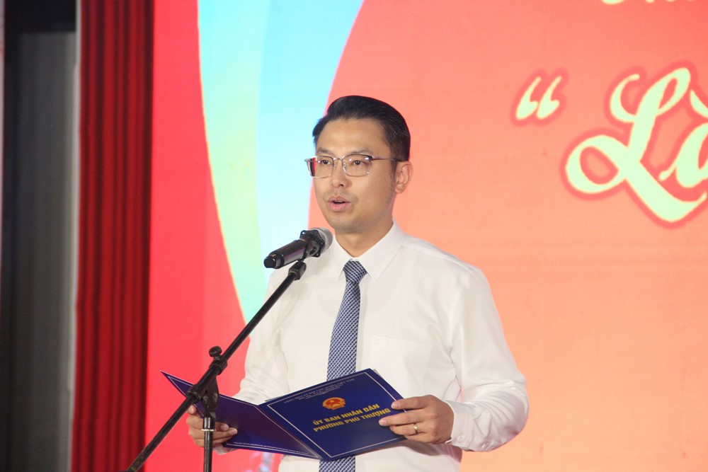 Phường Phú Thượng rộn ràng “Lời ca dâng Đảng”  - ảnh 2