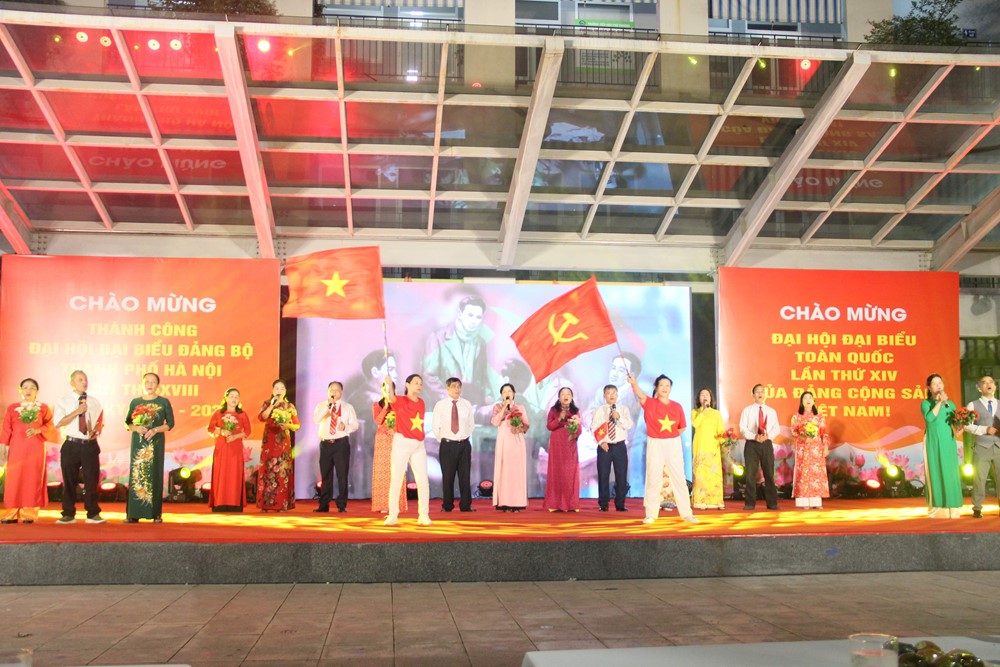 Phường Phú Thượng rộn ràng “Lời ca dâng Đảng”  - ảnh 3