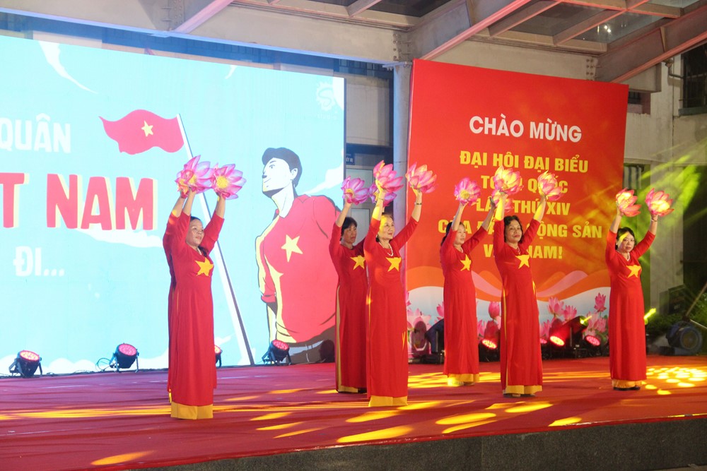 Phường Phú Thượng rộn ràng “Lời ca dâng Đảng”  - ảnh 10