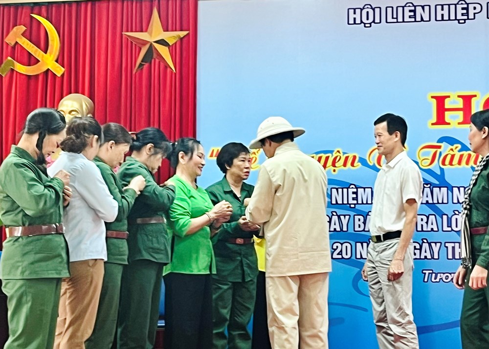 Xúc động Hội thi “Kể chuyện về tấm gương đạo đức Hồ Chí Minh“ - ảnh 21