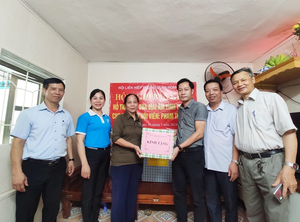 Hội LHPN quận Hoàng Mai: Khánh thành mái ấm tình thương cho hội viên phụ nữ  - ảnh 2
