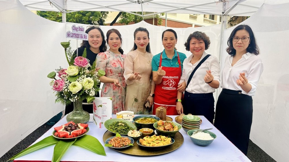 Công đoàn Cơ quan Hội LHPN Hà Nội đoạt giải Nhì tại Hội thi nấu ăn - ảnh 5