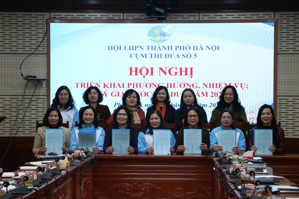 Cụm thi đua số 5 ký giao ước thi đua năm 2025 - ảnh 2