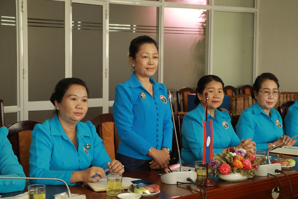 Chia sẻ kinh nghiệm với đoàn đại biểu lớp bồi dưỡng cán bộ Hội LHPN  Lào - ảnh 6