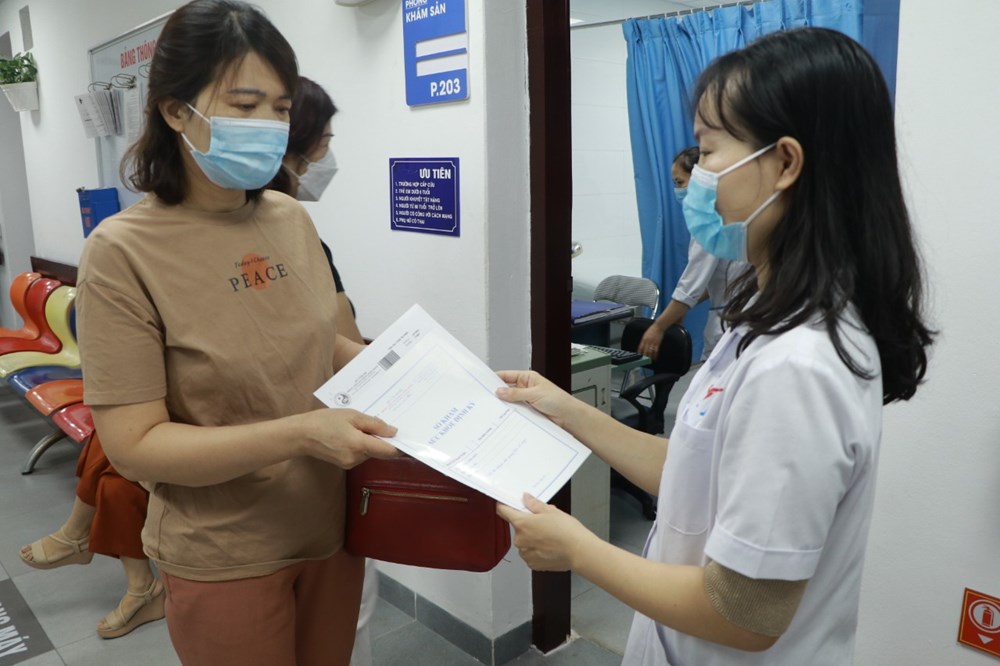 200 nữ cán bộ Hội, nữ lãnh đạo chủ chốt ngành Giáo dục quận Ba Đình được chăm sóc sức khỏe miễn phí - ảnh 10