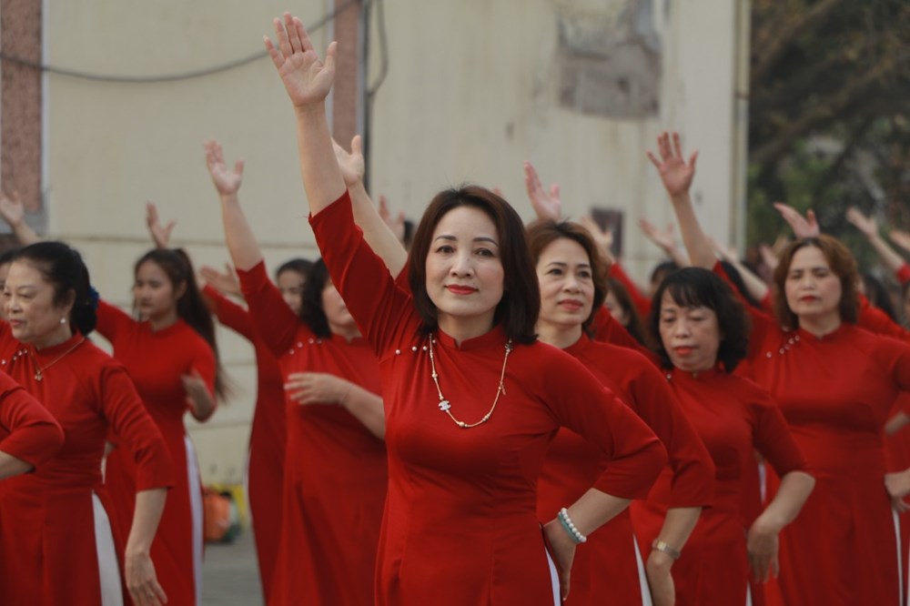 Phụ nữ Đông Anh: Tự hào viết tiếp trang sử vàng của phụ nữ Việt Nam  - ảnh 2