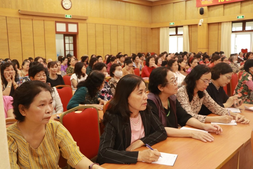 Quận Hoàn Kiếm: Bồi dưỡng kỹ năng nhận diện các trang mạng xã hội cho cán bộ, hội viên phụ nữ - ảnh 3