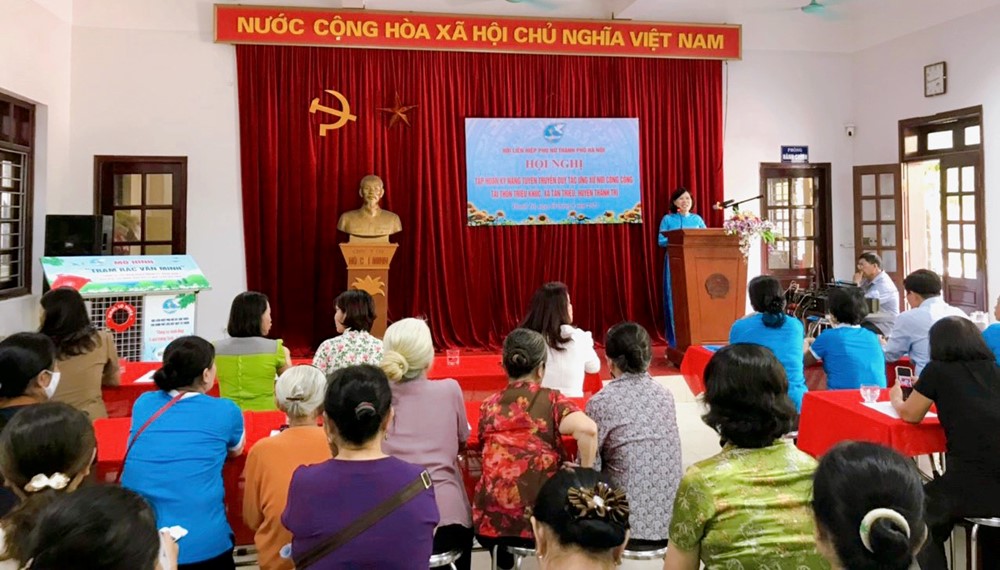 Hội LHPN huyện Thanh Trì: Tập huấn kỹ năng tuyên truyền quy tắc ứng xử nơi công cộng - ảnh 1