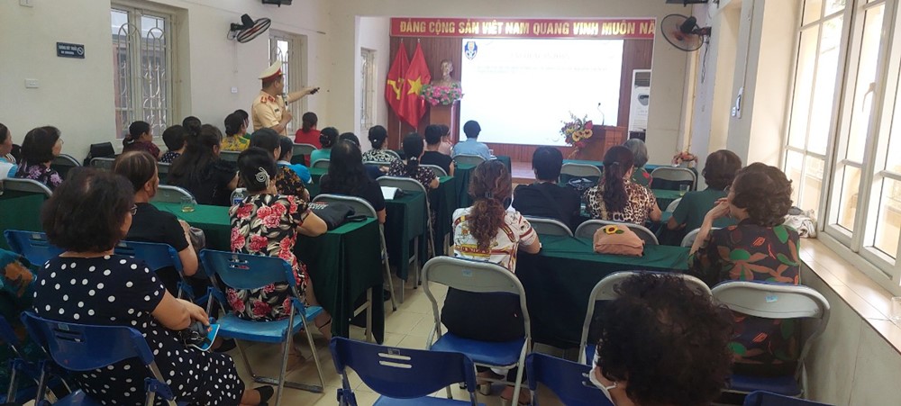 Hội LHPN Hà Nội: Nâng cao kỹ năng tuyên truyền, tư vấn pháp luật cho phụ nữ - ảnh 3
