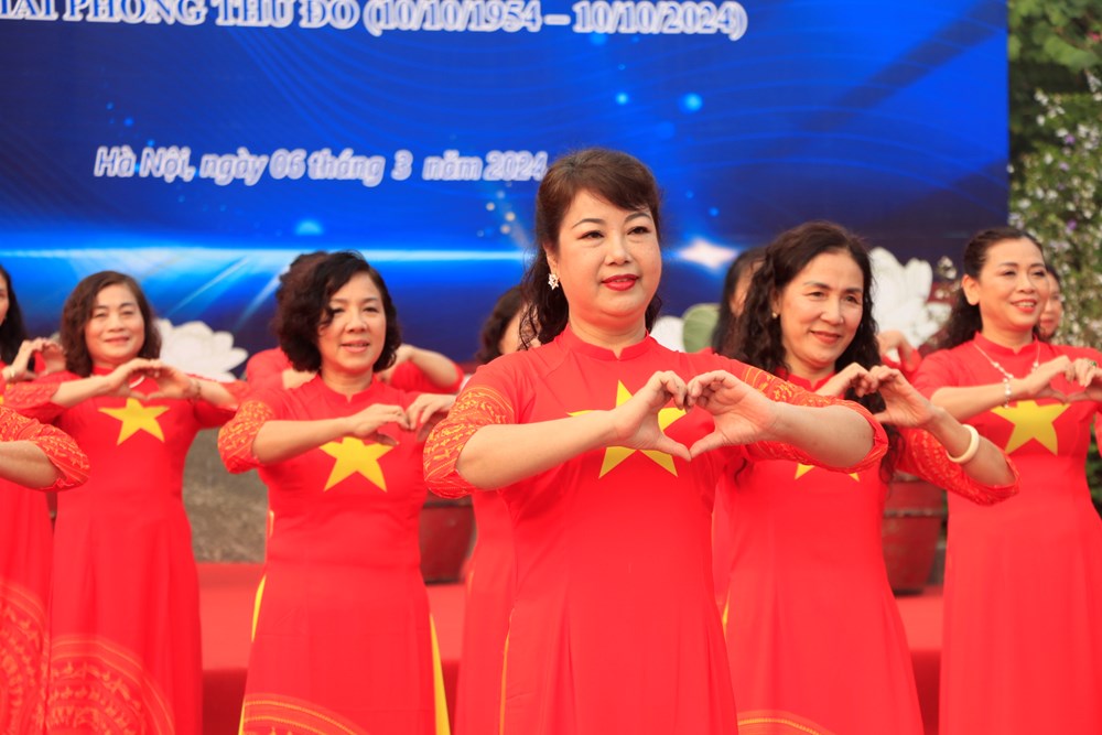 Mỗi lần thấy áo dài, là tự hào muốn nói “Tôi là người Việt Nam” - ảnh 5