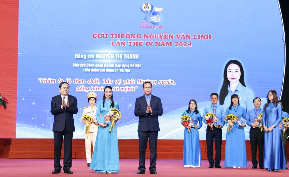 “Lo nỗi lo, vui niềm vui” của đoàn viên, người lao động - ảnh 1