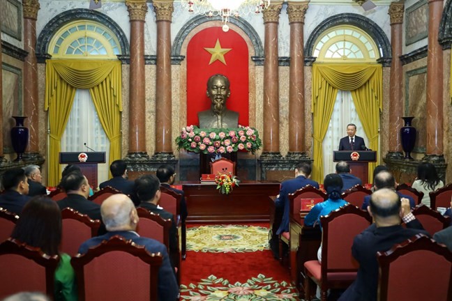 Đảng, Nhà nước ta luôn xác định người Việt Nam ở nước ngoài là bộ phận không tách rời của cộng đồng dân tộc Việt Nam - ảnh 2