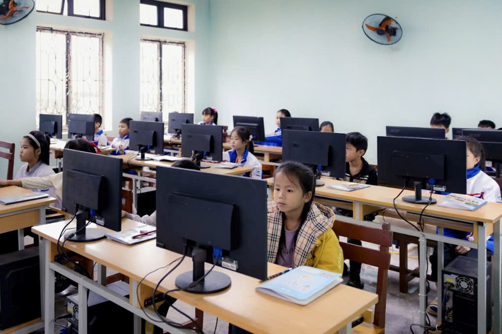 Việt Nam đạt bước tiến lớn trong giáo dục số - ảnh 1