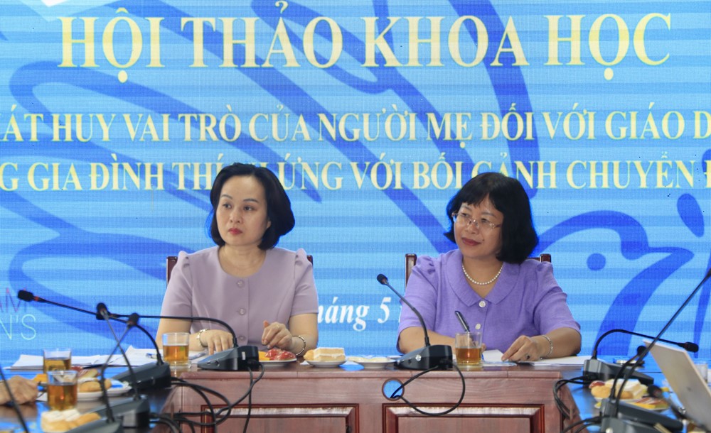 Đồng hành cùng con trong bối cảnh chuyển đổi số - ảnh 1