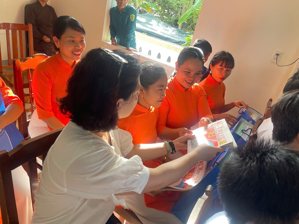 Vượt trùng khơi, mang tình cảm của Hà Nội tới Trường Sa - ảnh 5
