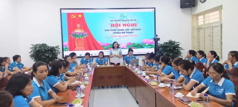 Hội LHPN xã Thư Lâm: Tổ chức thành công Hội nghị Ban Chấp hành lần thứ nhất - ảnh 2