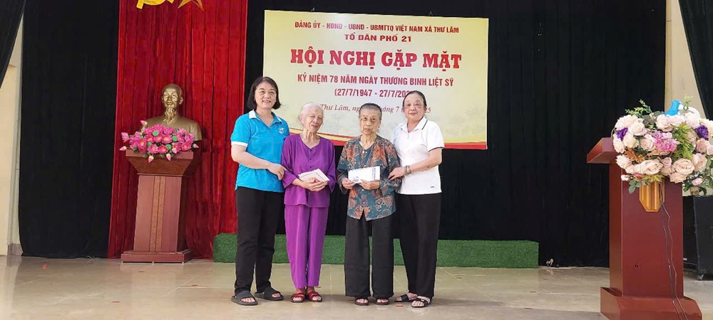 Phụ nữ Thư Lâm tri ân gia đình chính sách và tiên phong phòng chống thiên tai - ảnh 6